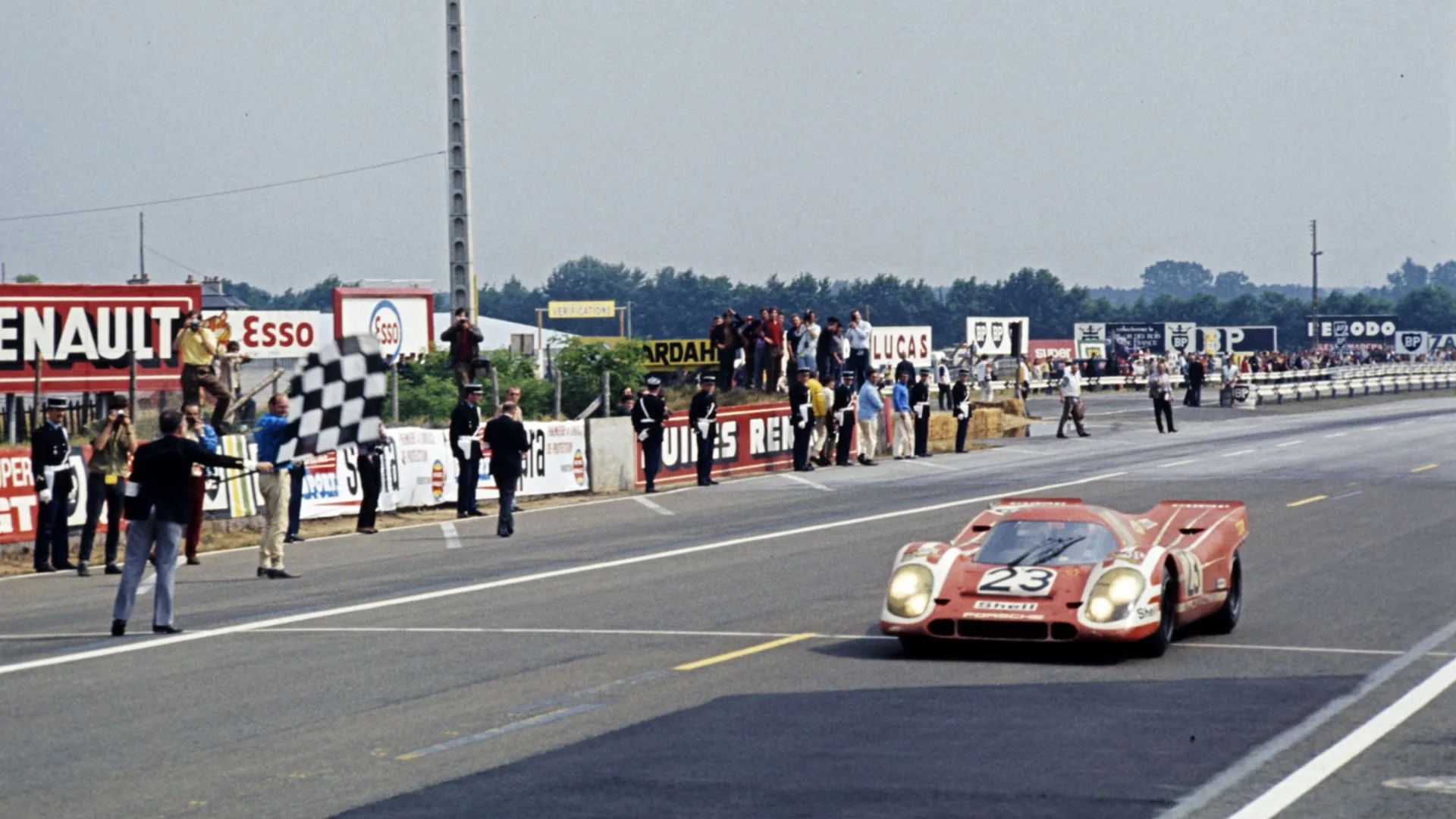 Ferdinand Porsche l homme derriere la legende
